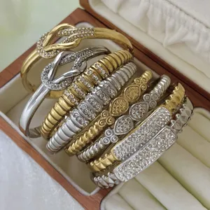 18K Gold Plated Stainless Steel Knotted Bangle For Women Luxury Rhinestone Inlaid Hollow Geometric Bracelet Fashion Jewelry Accessory