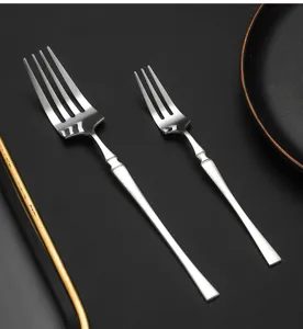 Edelstahl Besteck Gabeln Set, elegantes Taillen-Design, hochwertige Küchen Detailansicht.
