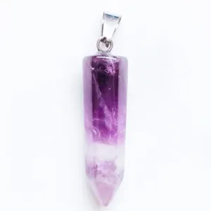 Natuurlijke amethist zeshoekige kolom hanger detail, paarse kwarts kristal ketting accessoire