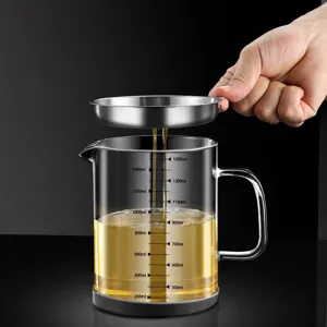 Household glass oil pot with stainless steel filter mesh, 1500ml capacity scale for kitchen.