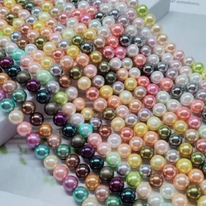 Cuentas de perlas de concha coloridas redondas sueltas para hacer joyas de pulsera collar DIY.
