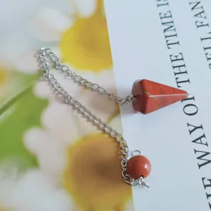 Natuurlijke rode kristal kegel slingers hanger gefacetteerde edelsteen ketting detail