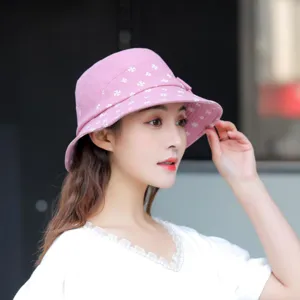 Modischer rosa Damen-Fisherman-Hat mit Kreuz-Muster, ideal für Sommer im Freien und Sonnenschutz.