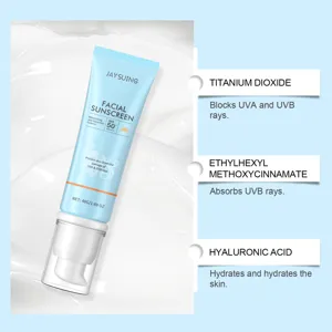 Αντιηλιακό προσώπου Jaysuing SPF 50+ με ενυδατική ουσία για καθημερινή προστασία.