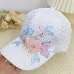 Gorra de Béisbol Elegante de Encaje Floral para Mujer Malla Transpirable Sombrero Parasol Con Flores 3D Bordadas Strass Perlas Visera Curva