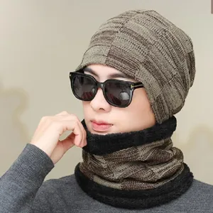 Herren Winter Strickmütze und Fleece Schal Set, dicke warme koreanische Stil Kopfbedeckung.