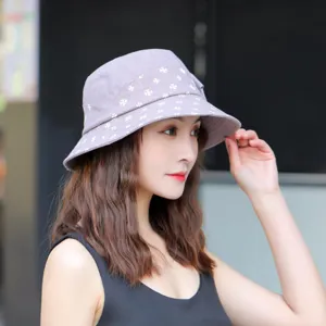 Details zum koreanischen Sommer-Fischerhut für Damen, breite Krempe Sonnenschutz-Design.