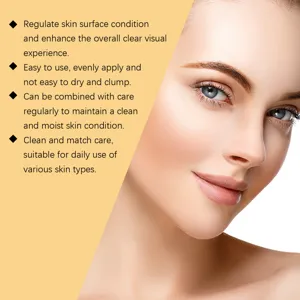 Vue detaillee d application du masque facial montrant texture lisse et bienfaits hydratants.