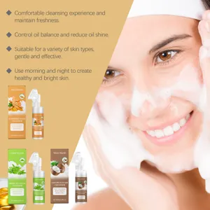 West Month mousse nettoyante visage hydratante douce nettoyage en profondeur pour tous types.