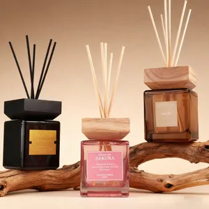 Large capacity 500ml square bottle reed diffuser set with wooden caps and sticks for home hotel decor