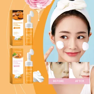 JAYSUING Mousse Nettoyante pour le Visage au Curcuma Nettoyage Profond Doux Nettoyant Purifiant Soin Éclaircissant de la Peau Avec Tête de Brosse