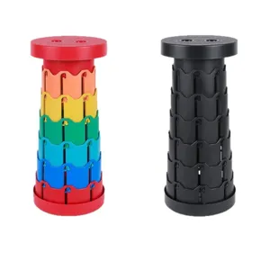 Sgabello pieghevole telescopico portatile da esterno, leggero e pratico per campeggio e pesca.