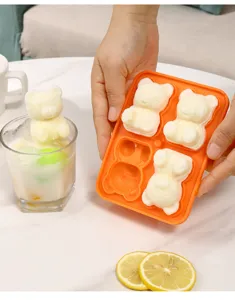 Molde de cubitos de hielo de oso de silicona con cubitera 3D para whisky y bebidas