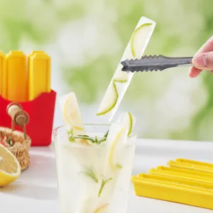 Lange ijsblokjesvorm voor drankjes, heldere cylindrische ijsbak voor flessen.