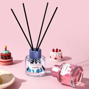 Aromatherapy reed diffuser for home, long-lasting scent, cute dopamine style room air freshener.