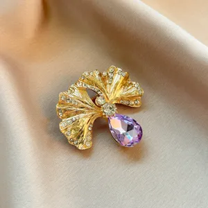 Ginkgo Leaf Brooch Pin Alloy Gold Plated Rhinestone Artificial Pearl Fashion Jewelry For Women Coat Sweater