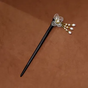 Épingle à cheveux élégante en ébène avec fleur tissée et pompons de perles Hanfu