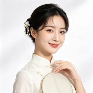 Épingle à cheveux élégante en fleurs tissées à la main pour le style Hanfu et Cheongsam