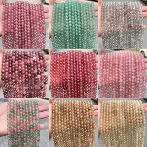 Perle di cristallo di fragola naturale in vari colori per la creazione di gioielli DIY.