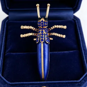 Blauwe kever insect broche goudkleurig strass kristal dier lapel speld vintage stijl sieraden