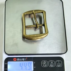 Fibbia per cintura retrò in lega di zinco metallo ardiglione vintage bronzo accessorio