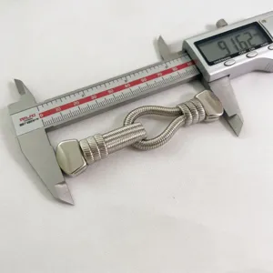 Legering metalen verbindingsgesp accessoire voor DIY riemen en kledingdecoratie detail.