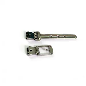 Accessoires de boucles de ceinture en métal argenté pour robes, design à ressort réglable.