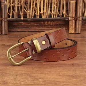 Cinturón marrón retro de cuero genuino para mujer patrón de ancla tallado vintage hebilla casual