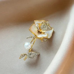 Elegant rhinestone rose flower brooch pin for women fashion clothing accessory gift