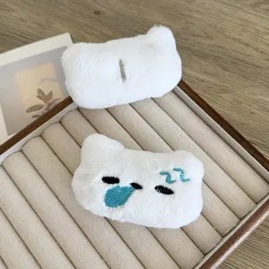 Tête de chat endormi en peluche blanche pour broches DIY et accessoires de sac
