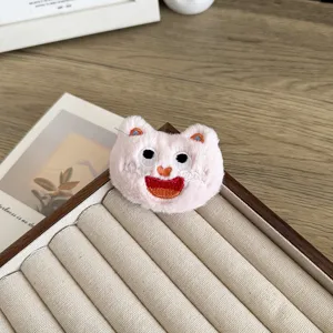 Mignonne broche chat en peluche rose accessoire de dessin animé pour sacs et cheveux