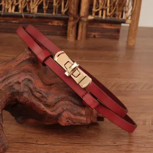 Vrouwen smalle lederen riem rode jurk taille ketting met gouden metalen draaibare gesp