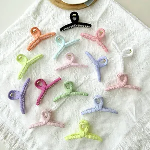 Women Large Fabric Wrapped Hair Claw Clip Sweet Temperament Solid Color Pleated Shark Clip Spring Summer Hair Accessories
