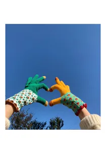Gants tactiles en tricot rétro pour femmes, gants d'hiver chauds et mignons en laine.