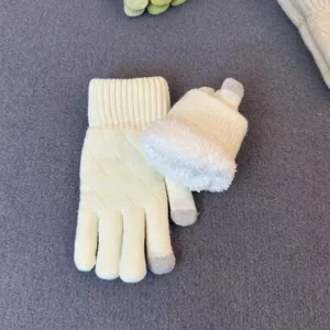 Winter thick fleece-lined knit touchscreen gloves for women with rhombus pattern.