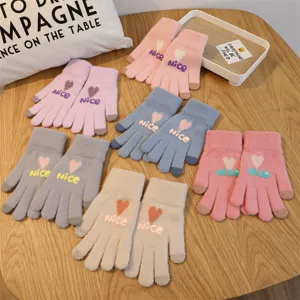 Women Winter Warm Knitted Touch Screen Gloves Sweet Love Heart Acrylic Thermal Gloves Fashion Outdoor Cold Proof Gloves