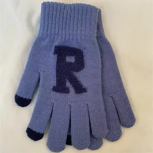 Gants en tricot chaud et confortable pour femmes avec fonction tactile et motif de lettres.
