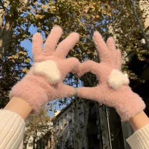 Winter Gloves Cute Heart Touch Screen Soft Acrylic Knitted Warm Windproof Outdoor Five Finger Gloves For Women