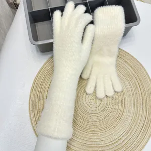 Femmes hiver chaud longs gants tricot duveteux blanc epais peluche douce protection froid