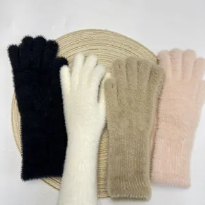 Vue détaillée de longs gants en tricot pelucheux pour femmes, gants d'hiver chauds 4 coloris.