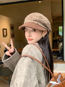 Stylish loop yarn spliced woolen newsboy hat for women, autumn and winter retro warm beret cap.