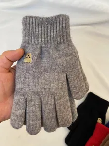 Knit winter warm gloves for women cute bear embroidery touch screen gray fashion gloves