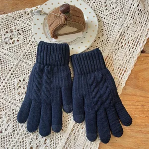 Gants tactiles tricotés hiver homme détail, gants en laine chaude épaisse bleu marine.