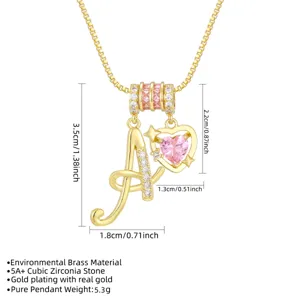 Detailansicht Gold Alphabet A Anhänger Halskette mit rosa CZ Herz und Größenangaben
