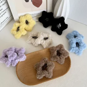 Pince à Cheveux Étoile en Peluche Douce Automne Hiver Épingle à Cheveux Fausse Fourrure pour Femmes Filles Style Coréen Accessoires