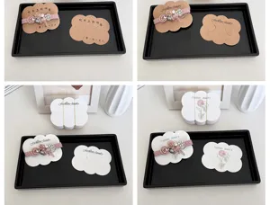 Cartes de présentation de bijoux en papier kraft et blanc pour pinces à cheveux