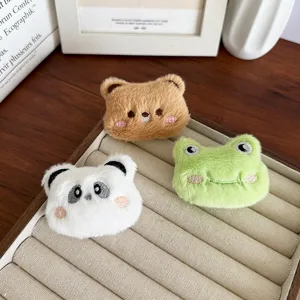 Breloques tête d'animal en peluche fait main avec panda, ours et grenouille pour DIY.