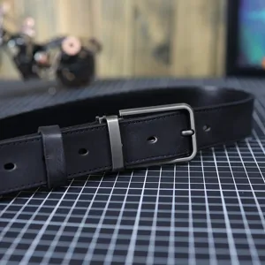 Cintura uomo in vera pelle nera con fibbia ad ardiglione vintage per jeans casual