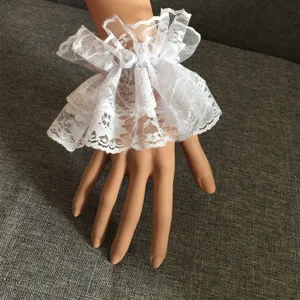 Witte kant geruffelde polsmanchetten lolita accessoires nep mouwen voor super leuke outfits.