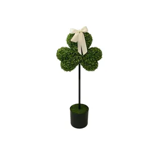 Topiaire de trèfle artificiel en pot noir avec ruban blanc pour le St. Patrick's Day